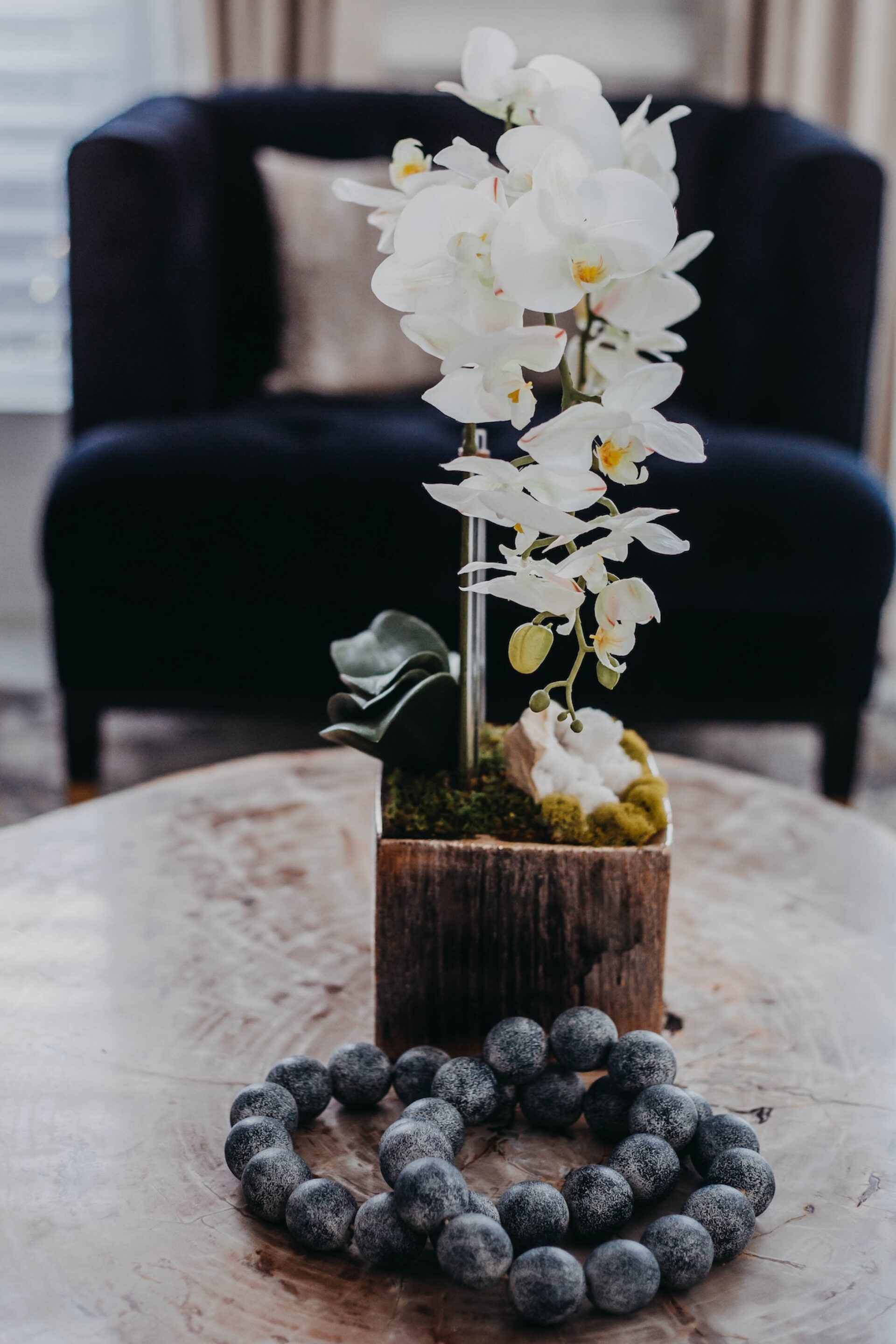 Custom Floral Arrangement Living Room Design