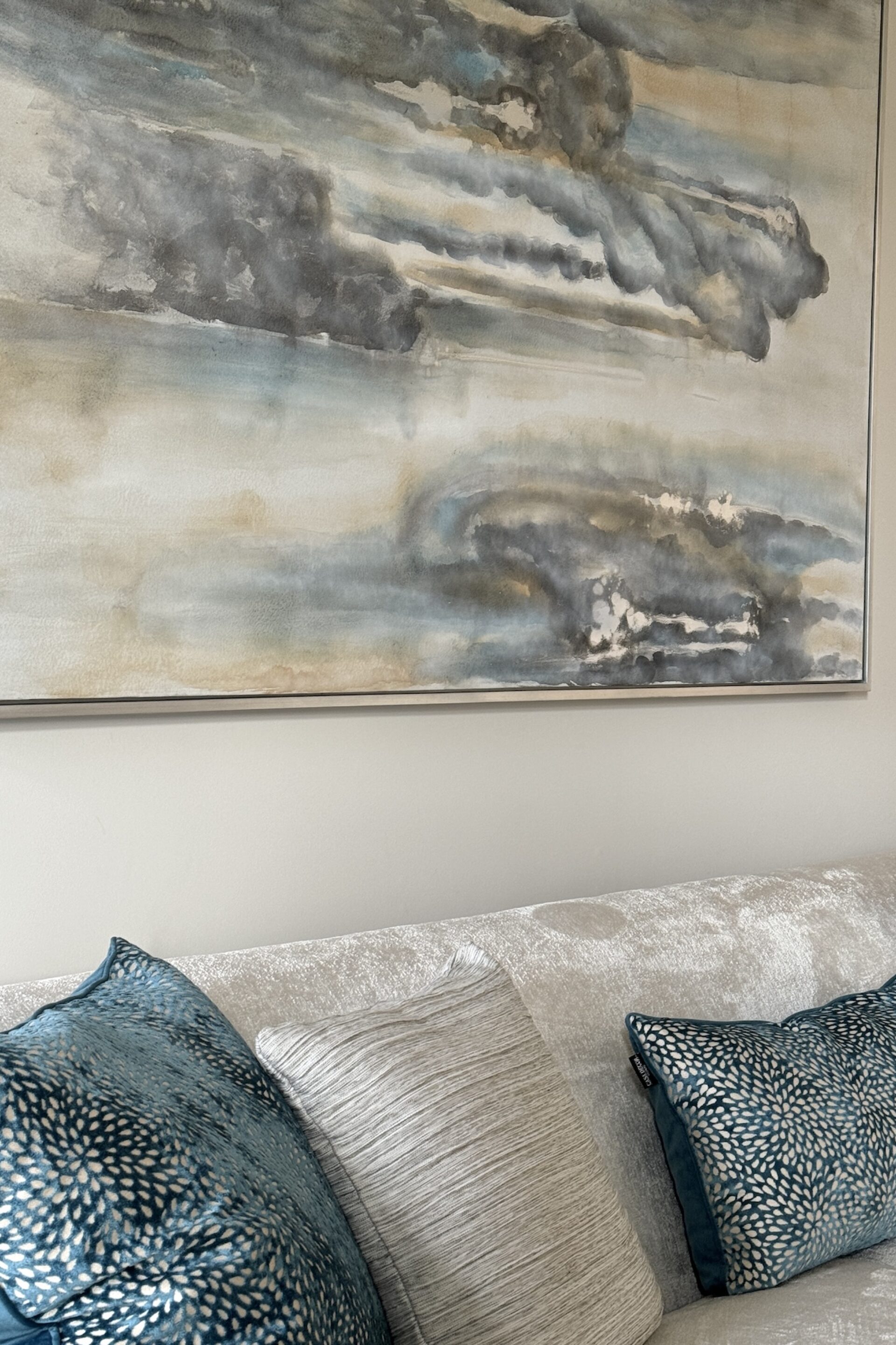 Living Room Sofa With Accent Pillows