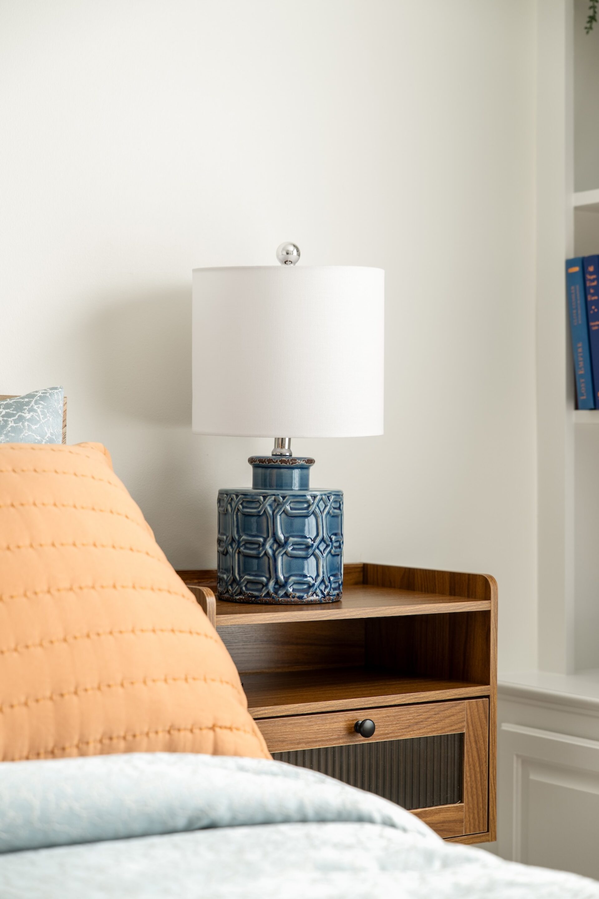 Pale Orange Accent Pillow Bedroom Design